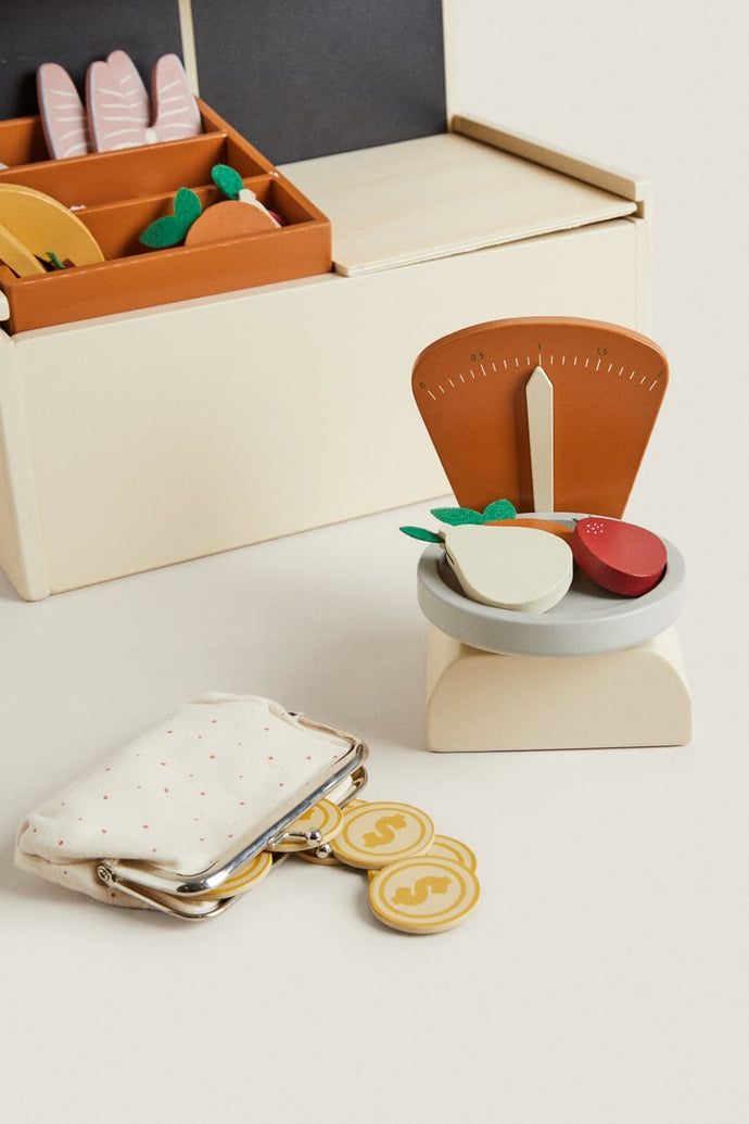 PO/ZH Wooden Market Stall Playcase