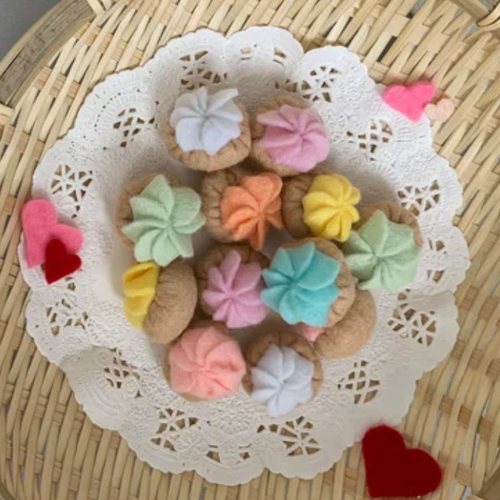 Felt Iced Gem Biscuits